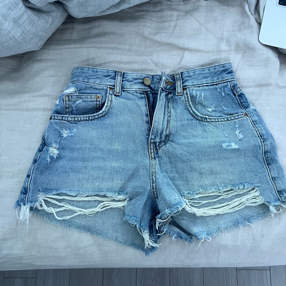 High waisted Zara shorts